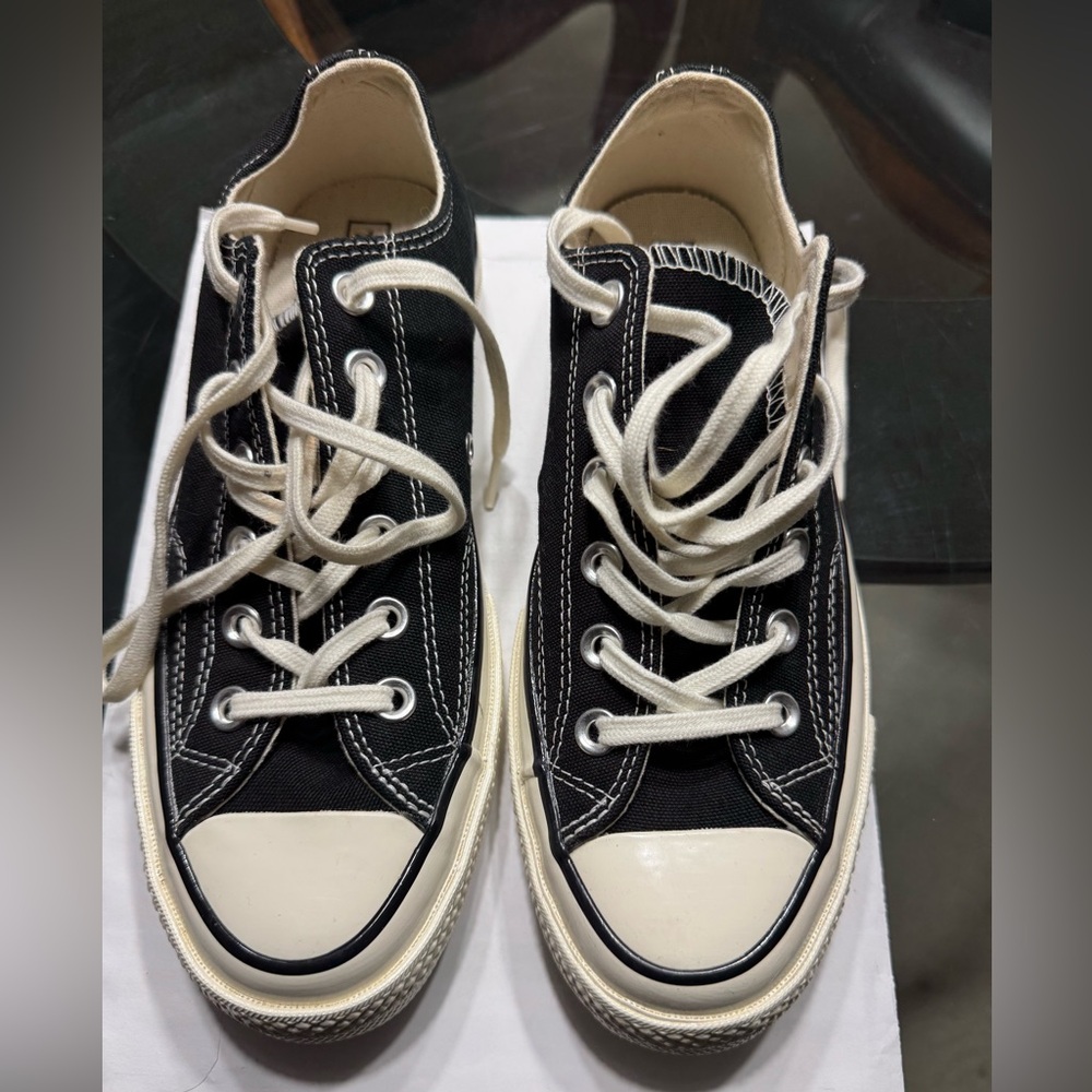 Converse Chuck Taylor, Black, Men 6 / Women 8, New, No Box